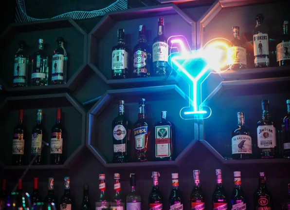 Vibe Bar