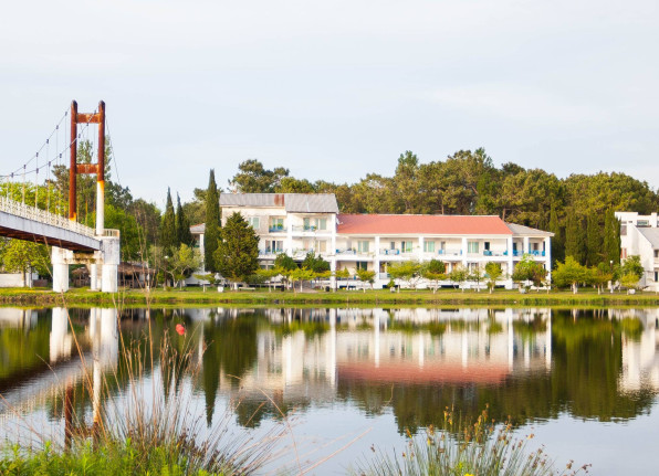 Golden Lake (Poti)