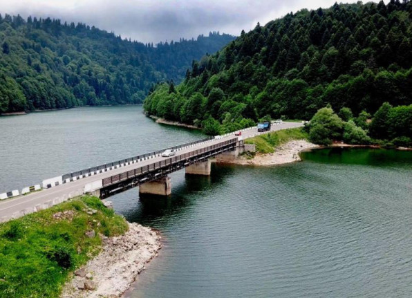 Shaori Lake