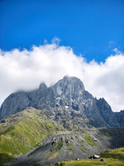 Hike in Juta