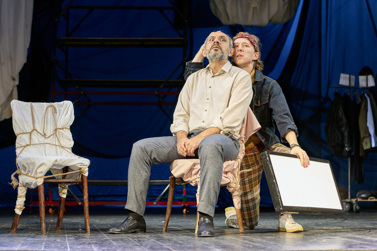 В Батуми покажут спектакль «Чемодан» по рассказам Сергея Довлатова