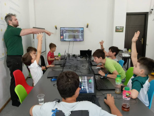 Первое занятие по программированию