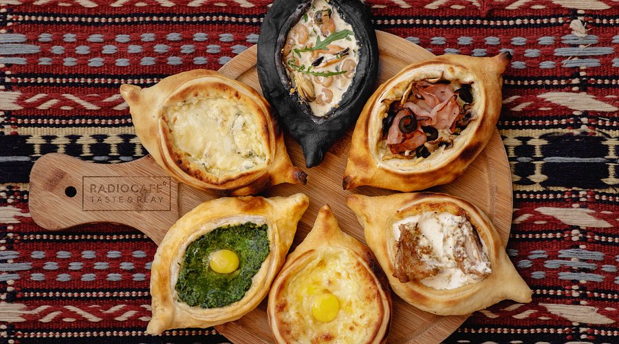 15 Flavors of Georgia + Polyphonic Evening