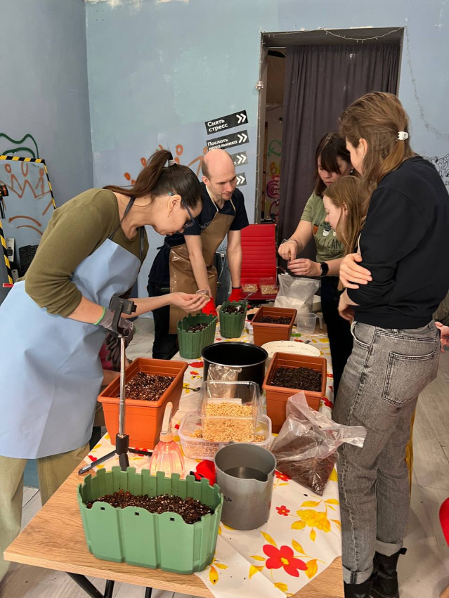 Botanical Workshop “A Little Meadow for Your Cat”