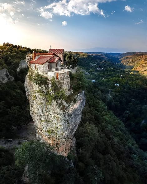 Сачхере, Чиатура и Зестафони Geo Megzuri