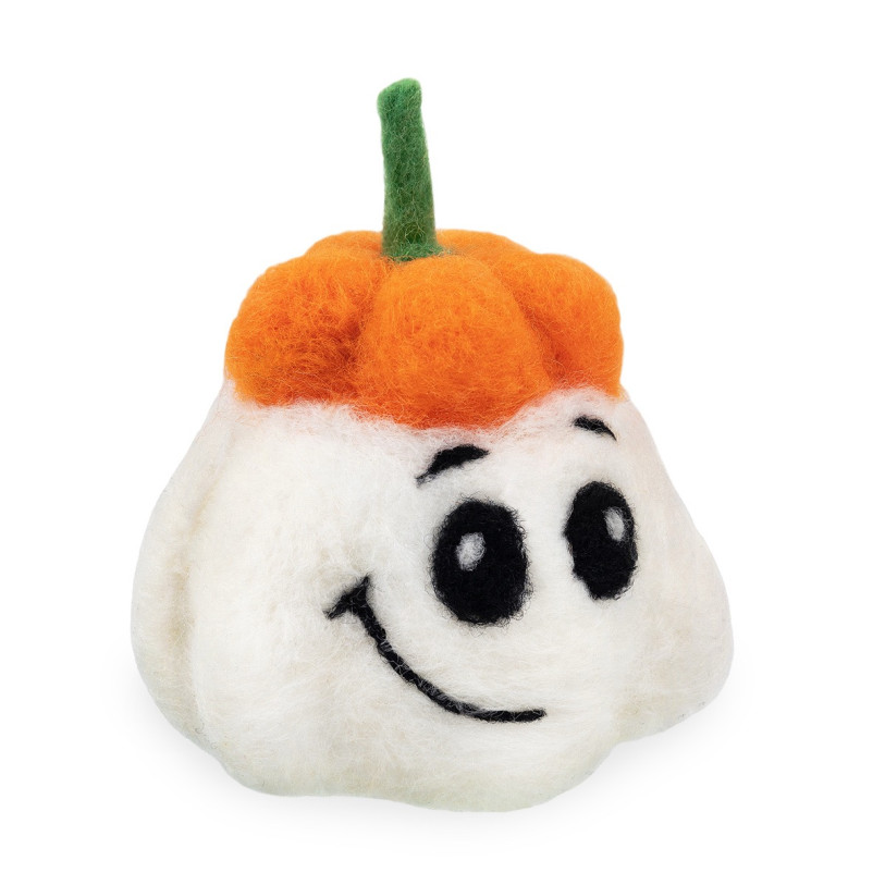 Felting “Cute Ghosts”