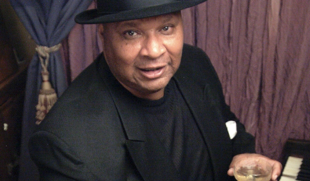 RAY BROWN JR