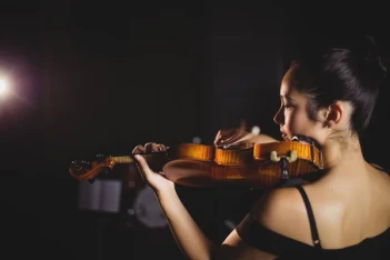 Вечер со скрипкой в Kultura