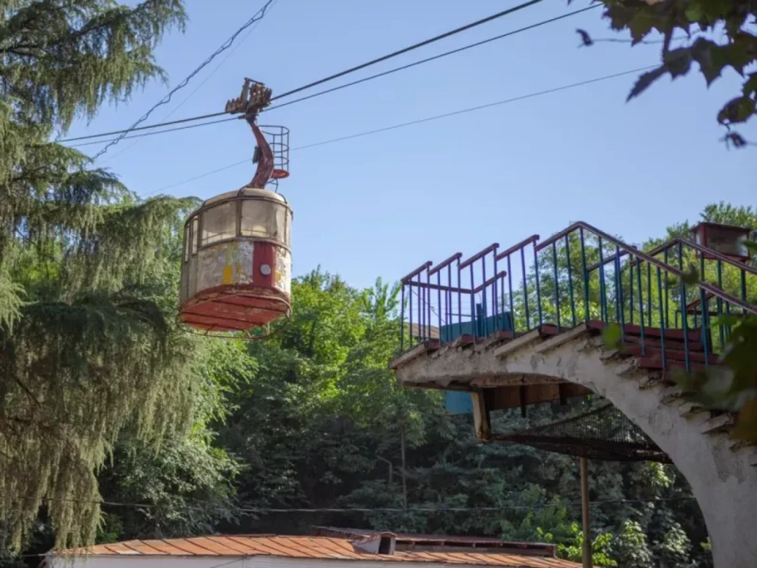 From Tbilisi: Chiatura — Ruins of Industrial Civilization and the City of Cable Cars