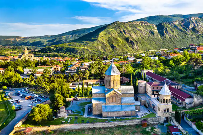 ვაპირებთ ლაშქრობას ნარზანის ხეობაში, ტრუსში! 