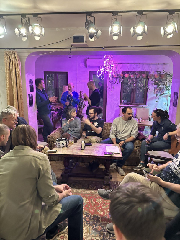 Georgian speaking club