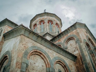 სიღნაღი. ღვინის სეირნობა სიყვარულის ქალაქში