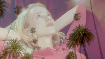 MULHOLLAND DRIVE