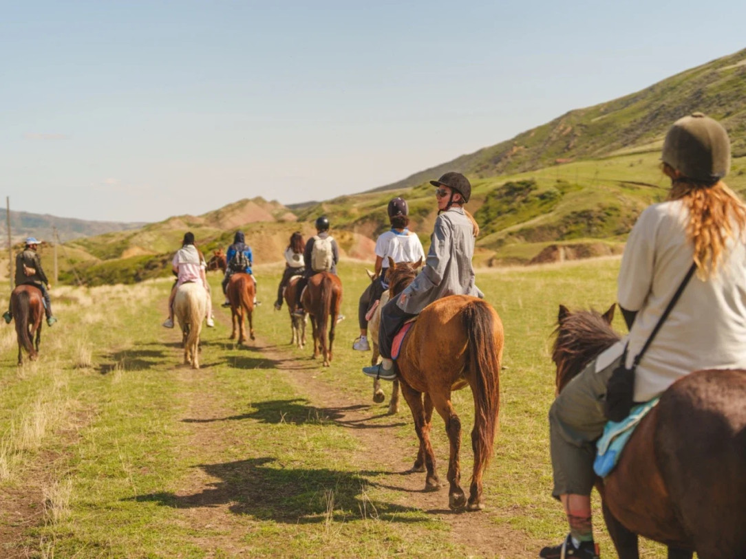 HORSEBACK THROUGH THE COLORFUL HILLS