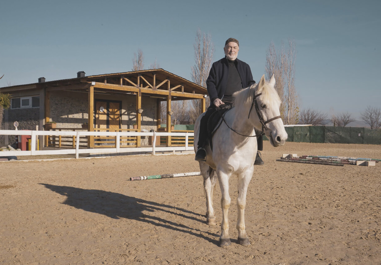Family Day in a Horse Club - 1024