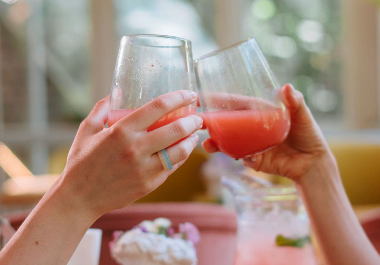 ჩილიმი და ვახშამი საიდუმლო ბაღში - 1814