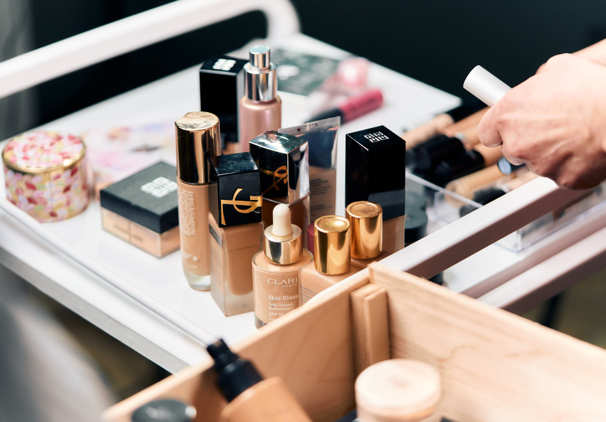 Self-Makeup Master Class - 1340