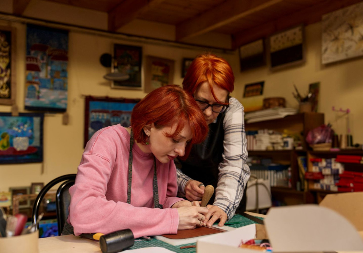 Handmade Leather Accessories Workshop - 1356