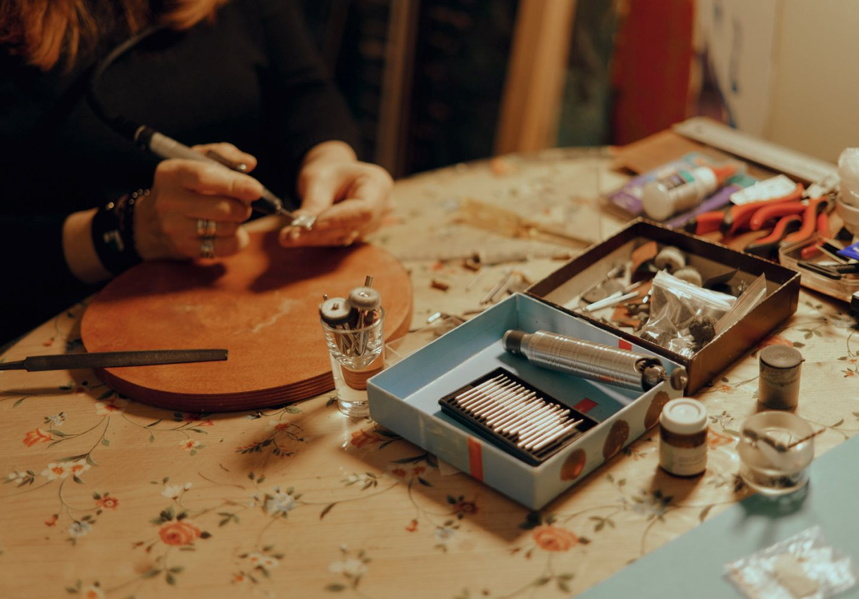 Leather and Minankari Bracelet Workshop - 1363
