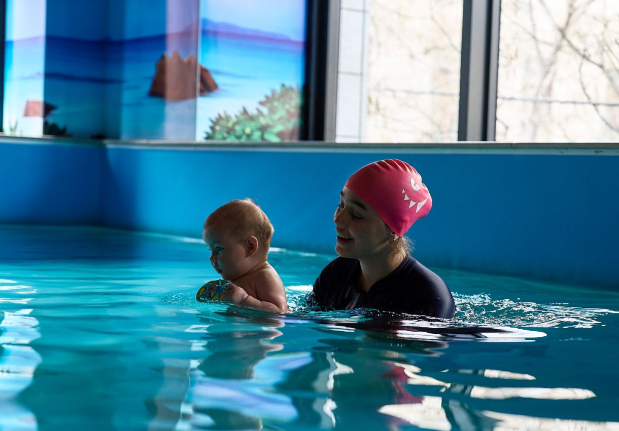 Swimming for Newborns and Children - 1370