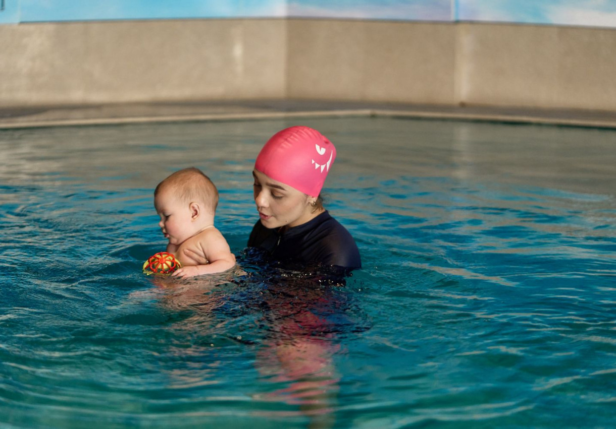 Swimming for Newborns and Children - 1371