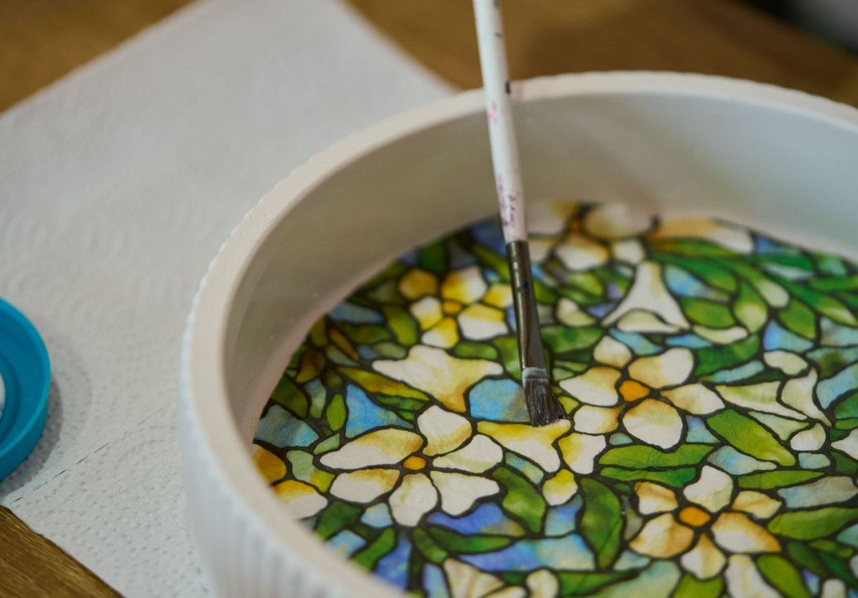 Decoupage on a Plate - 1455