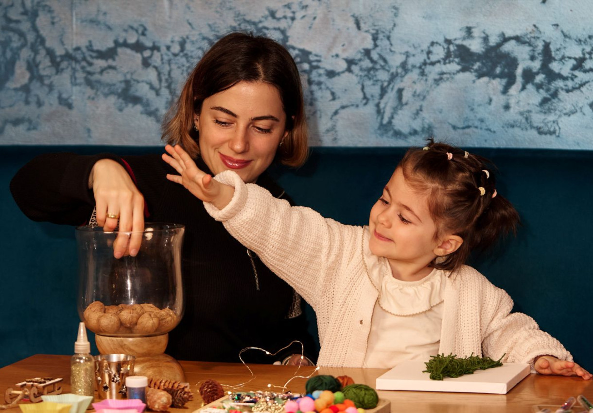 Illuminated Christmas tree panel - 1676