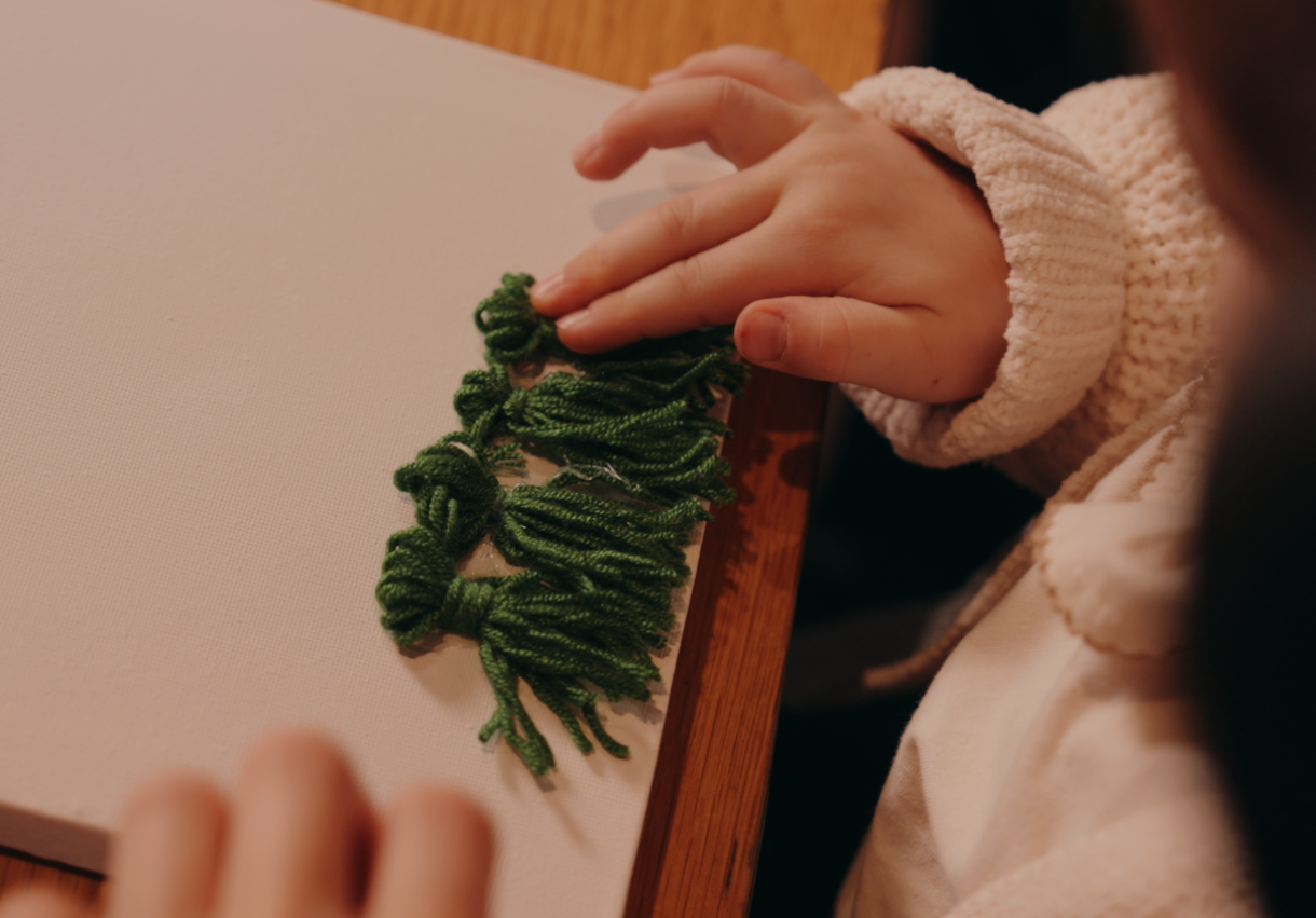 Illuminated Christmas tree panel - 1685