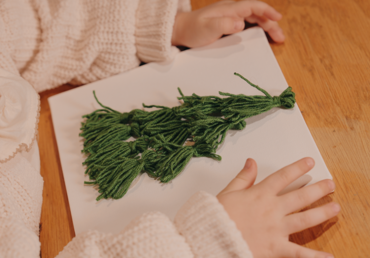 Illuminated Christmas tree panel - 1686