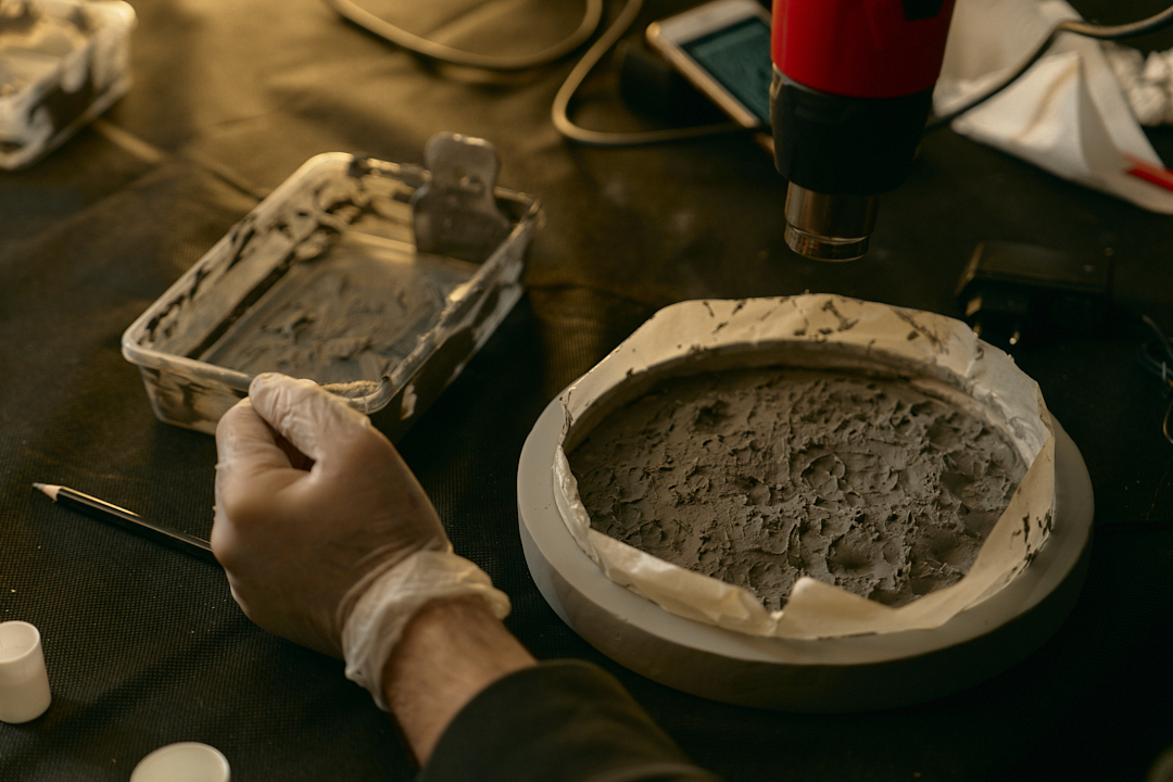 მთვარის სანათის ვორქშოპი - 1695