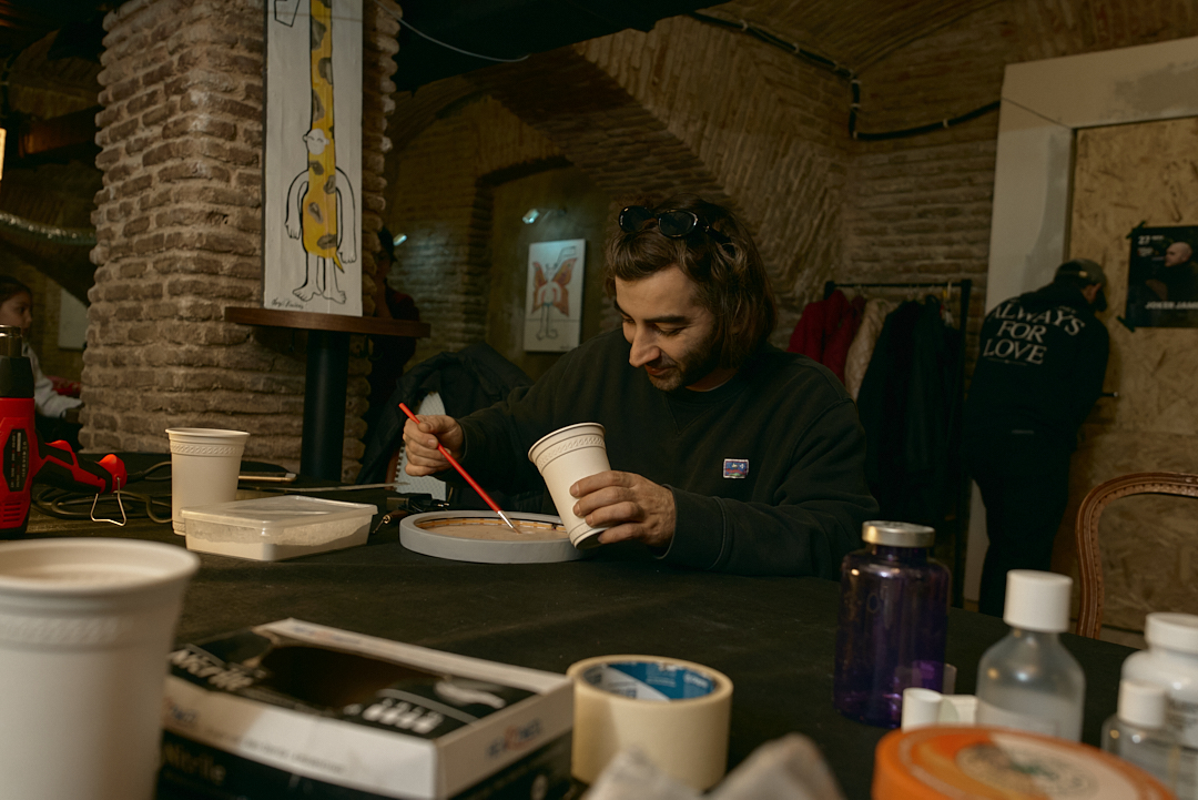 მთვარის სანათის ვორქშოპი - 1701