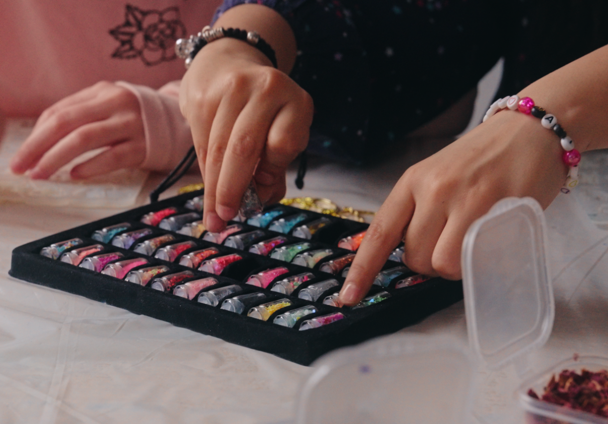 საბავშვო მასტერკლასი „ეპოქსიდის სამკაულები და ფიგურები“ - 1915