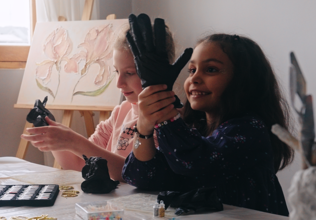 საბავშვო მასტერკლასი „ეპოქსიდის სამკაულები და ფიგურები“ - 1921