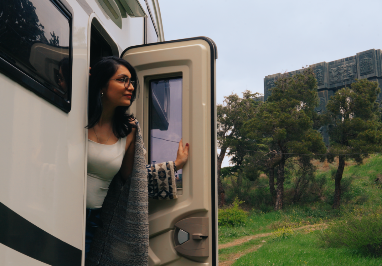 Home on Wheels - 2163