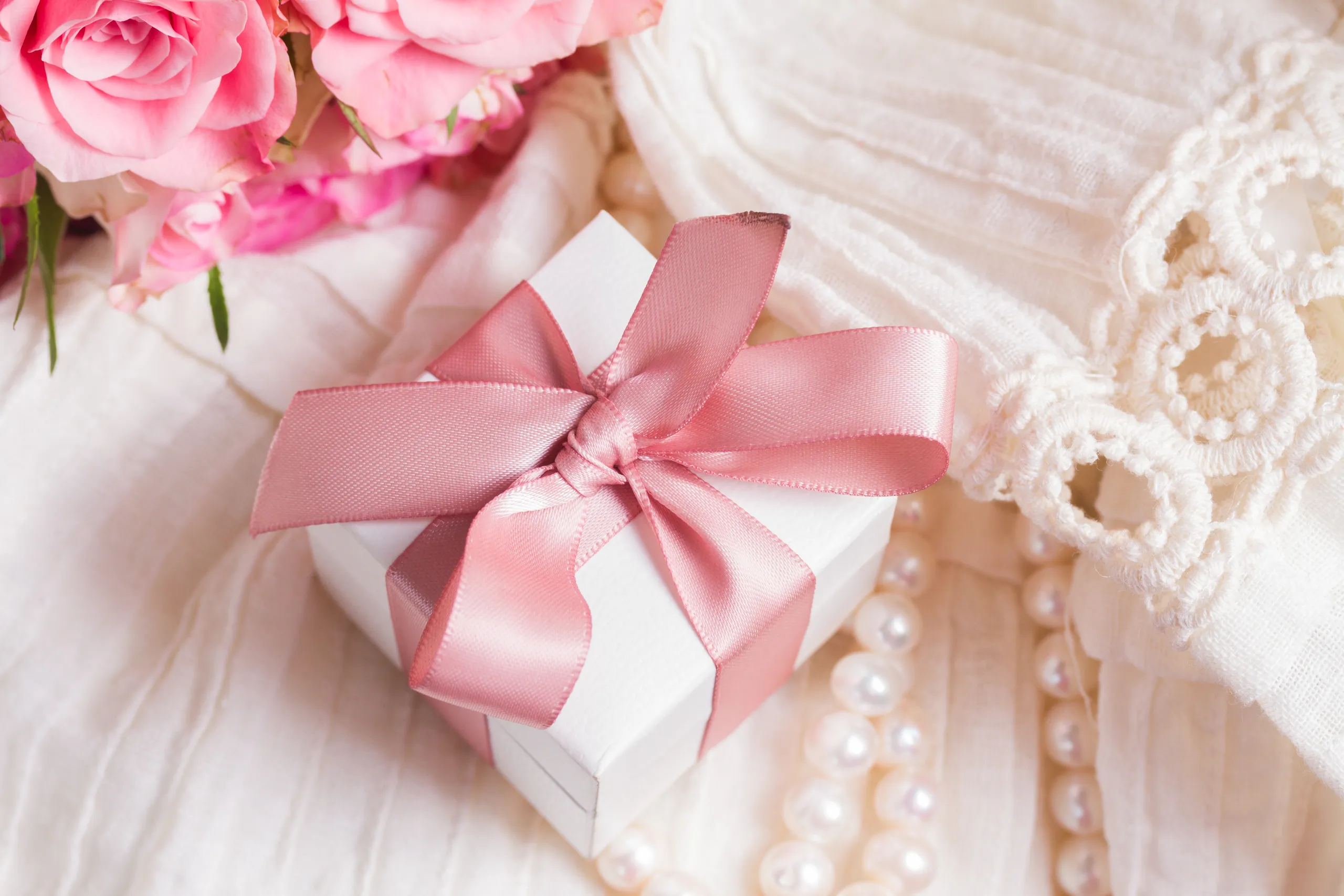 what to give the bride